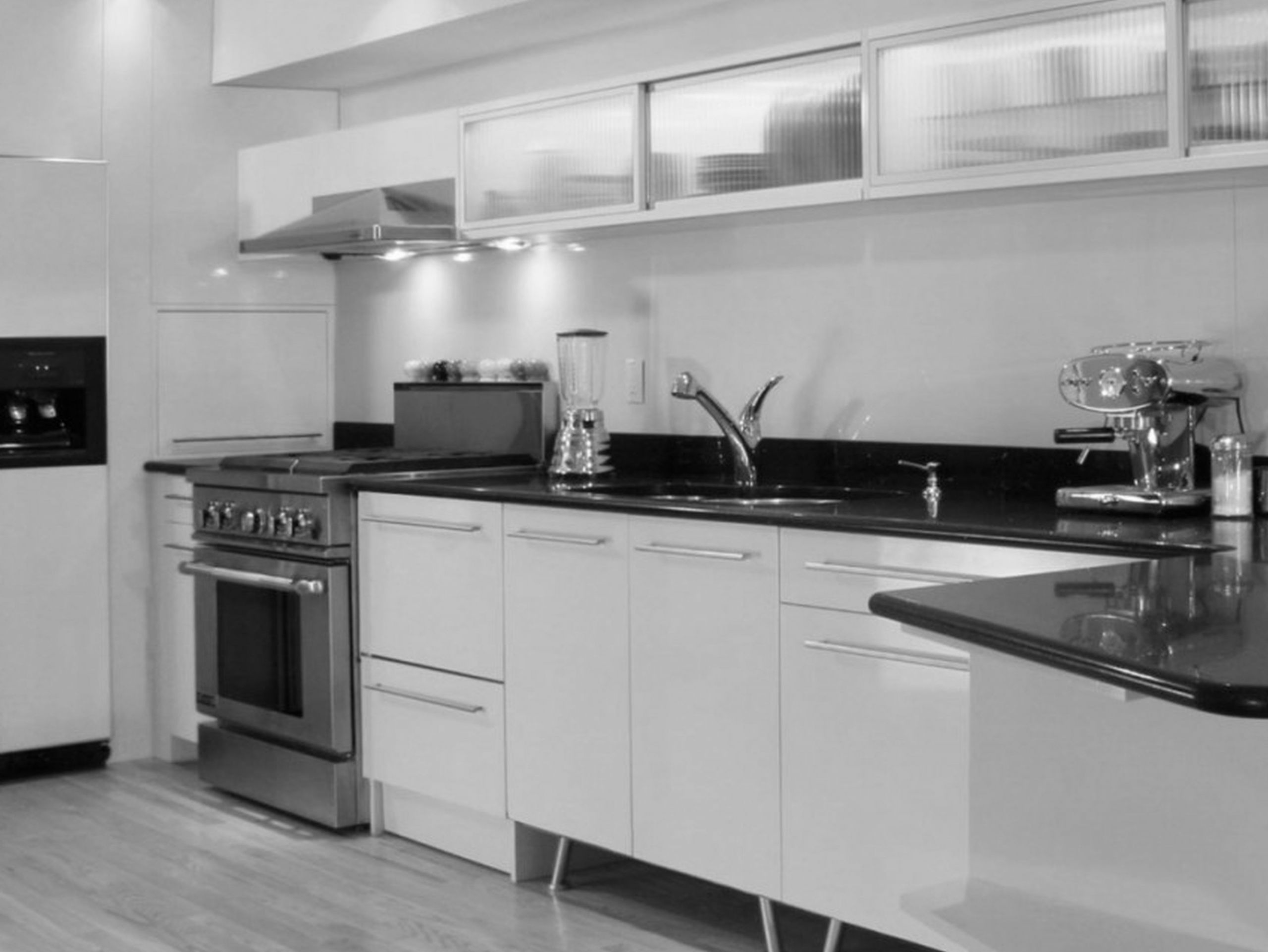 Black White And Grey Kitchen
 Lovely Black White and Gray Backsplash