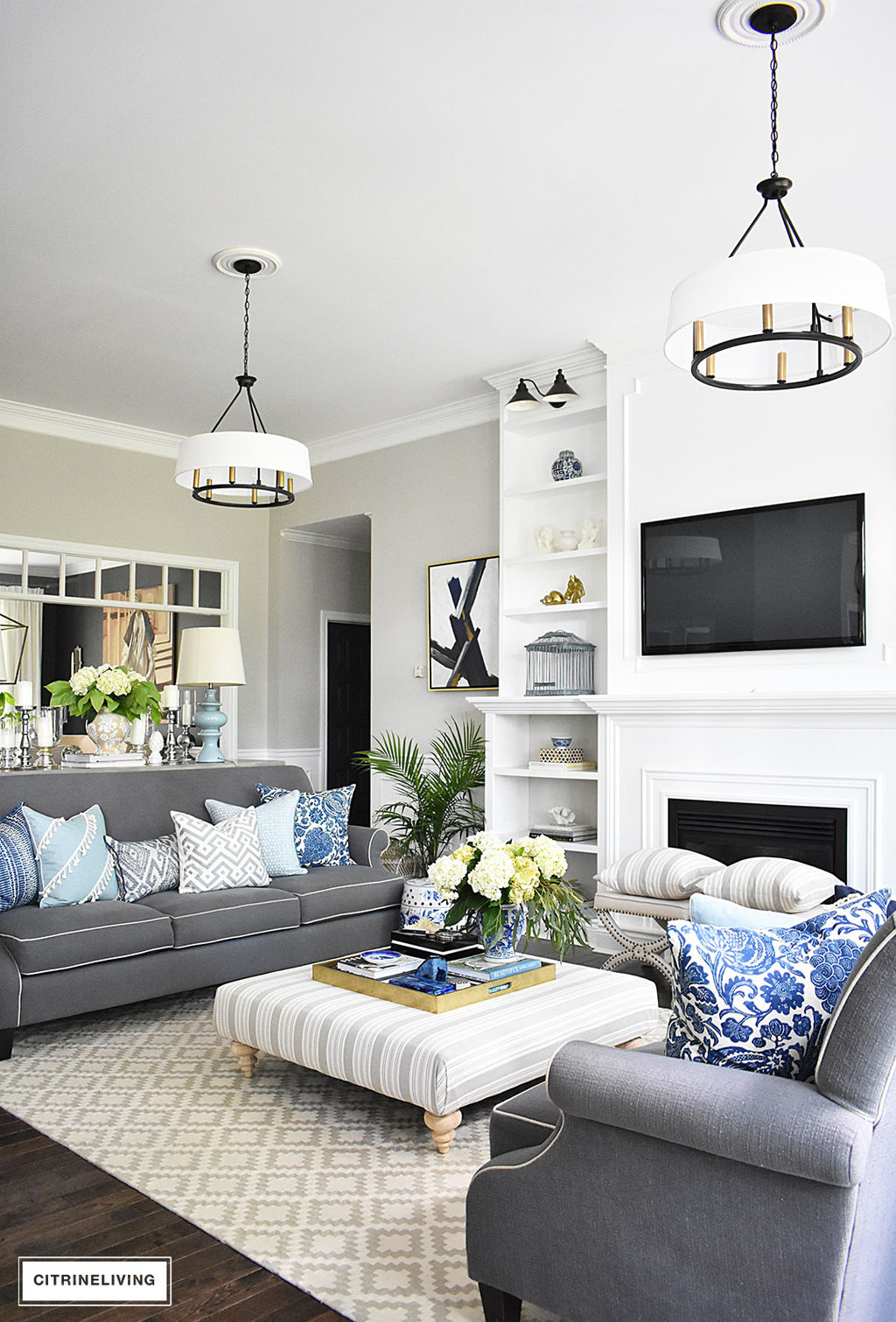 Blue Gray Living Room Ideas
 20 Fresh Ideas for Decorating with Blue and White