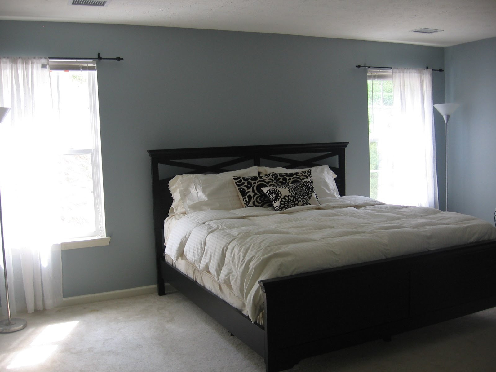 Blue Grey Paint Bedroom
 Gray Paint Colors for Bedrooms – HomesFeed