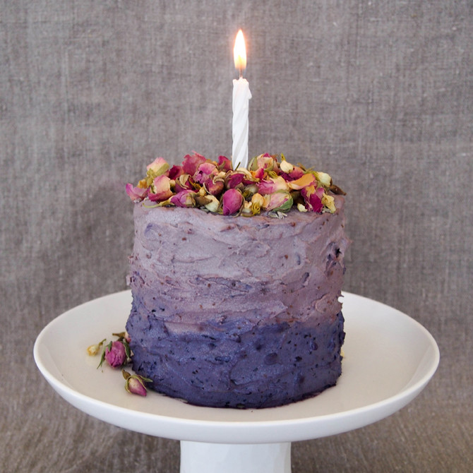 Blueberry Birthday Cake
 Sugarless Cakes for Baby s First Birthday They ll Love These
