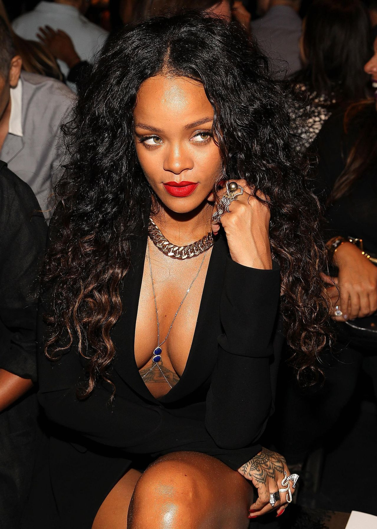 Body Jewelry Rihanna
 Rihanna body jewelry on point