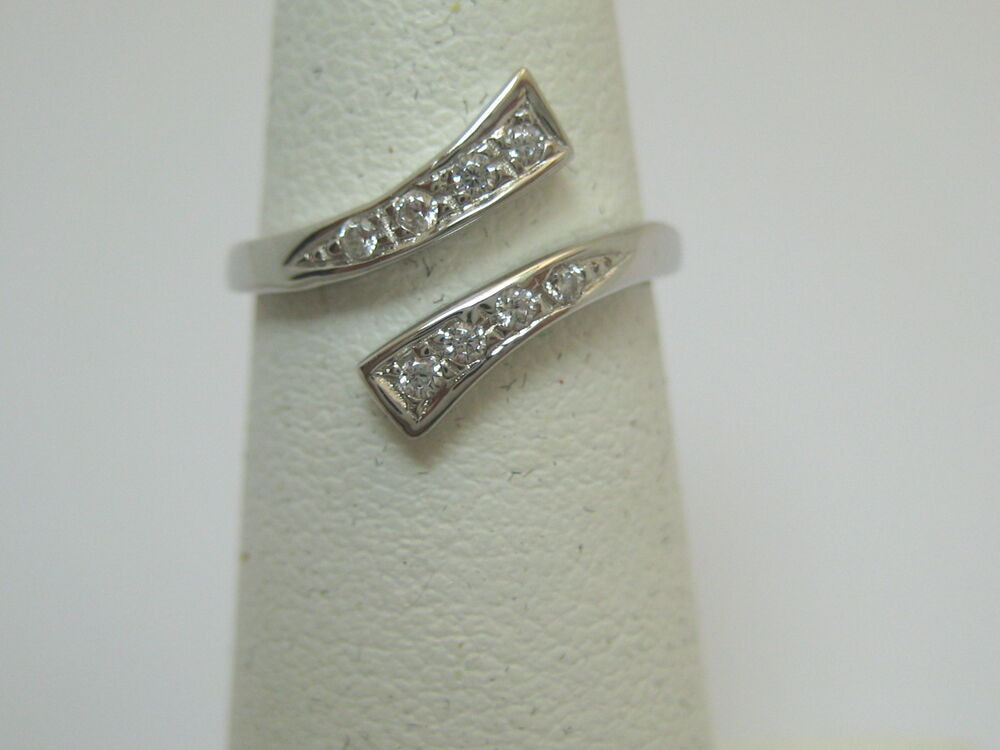 Body Jewelry Silver
 Body Jewelry Sterling Silver With 8 CZ Fancy Toe Ring