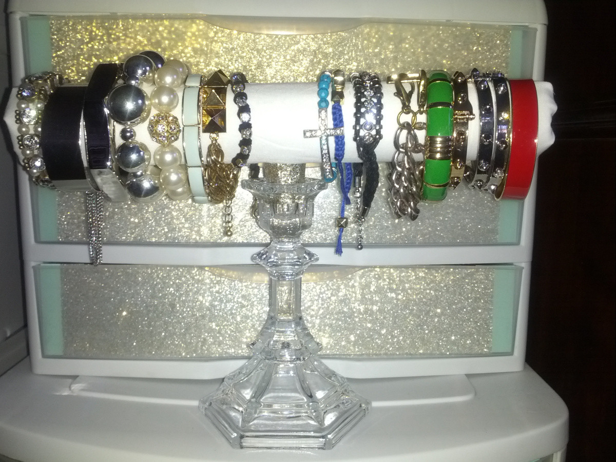 Bracelet Organizer DIY
 DIY Bracelet Holder