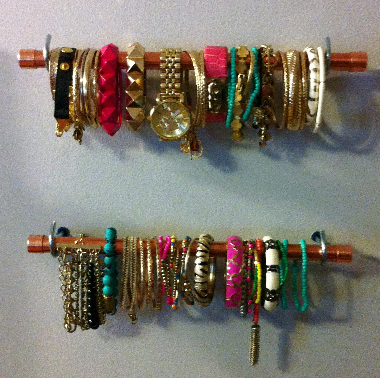 Bracelet Organizer DIY
 DIY Jewelry Display
