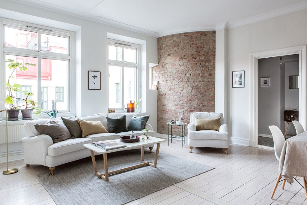 Brick Wall Living Room
 A Bright Interior Design Apartment With e Round Brick Wall