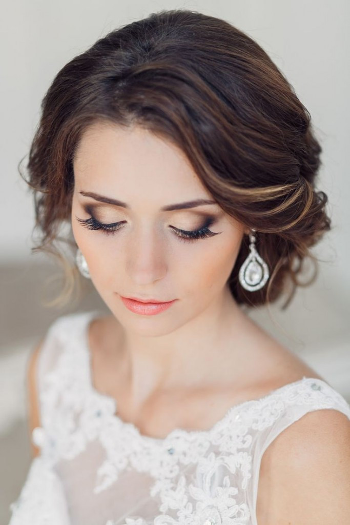 Bride Makeup Looks
 Bridal Makeup Tips And Ideas