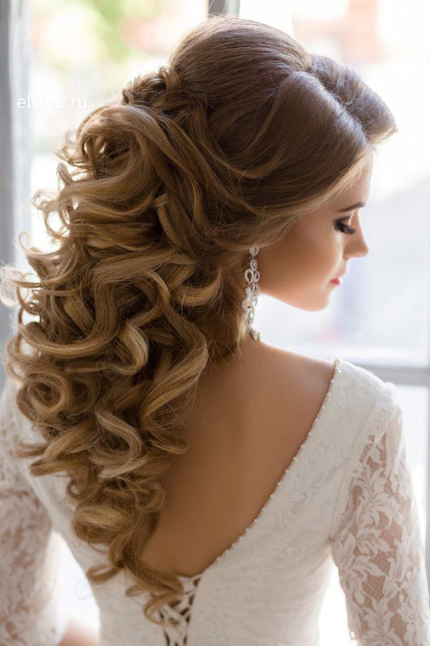 Bridesmaid Hairstyles Half Up Half Down With Curls
 10 Gorgeous Half Up Half Down Wedding Hairstyles