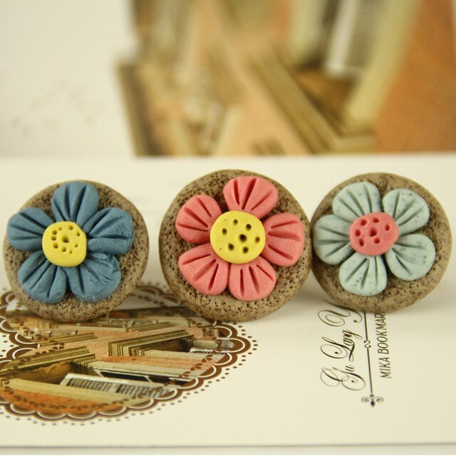 Brooches Ceramic
 Hand Painted Flower Brooch Ceramic Brooches kids Cute