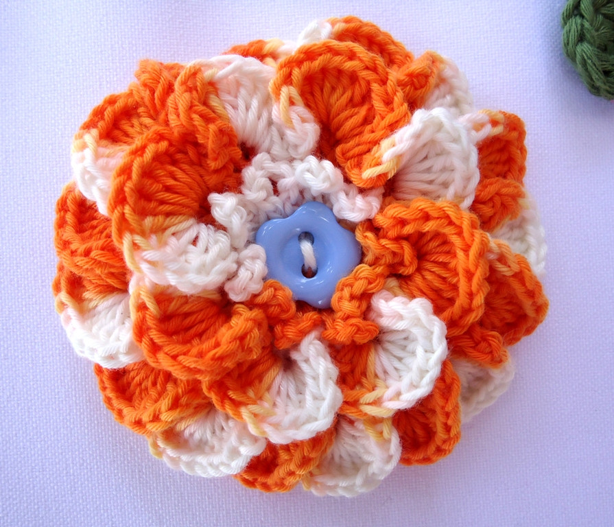 Brooches Crochet
 Stitch of Love Crochet Flower Brooches