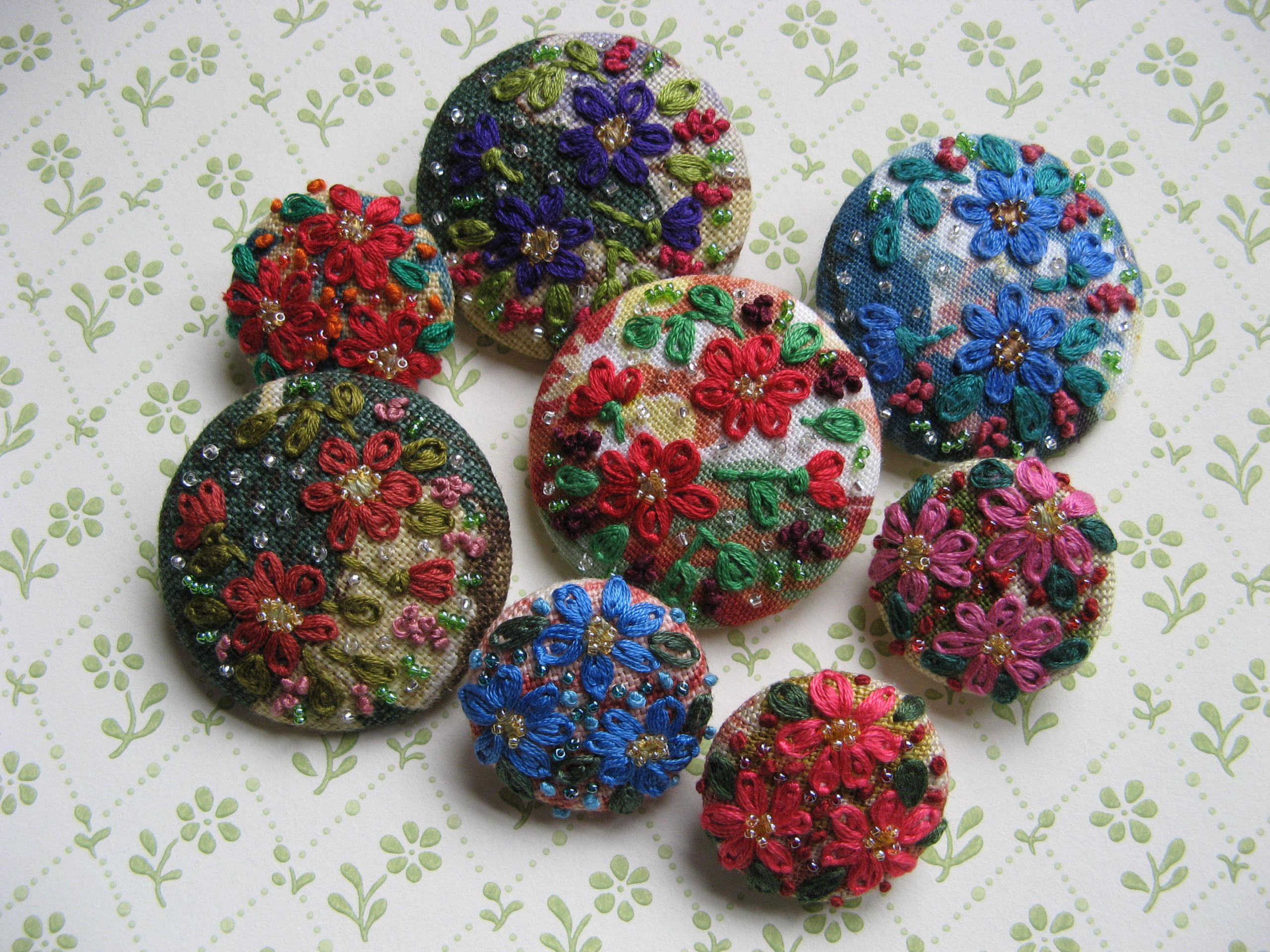 Brooches Embroidery
 bird brooches