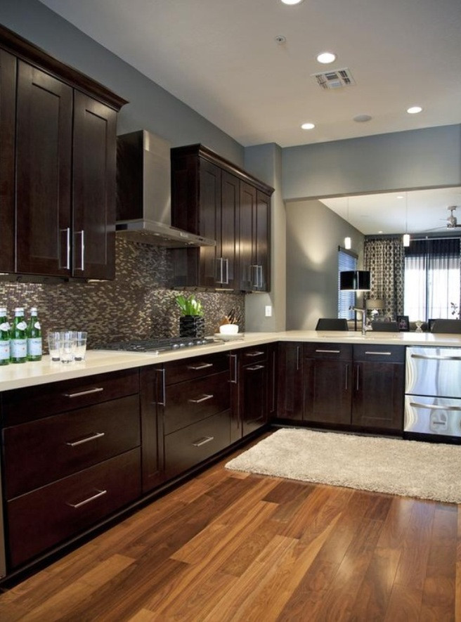 Brown Kitchen Cabinets
 17 Best Kitchen Paint Ideas That You Will Love