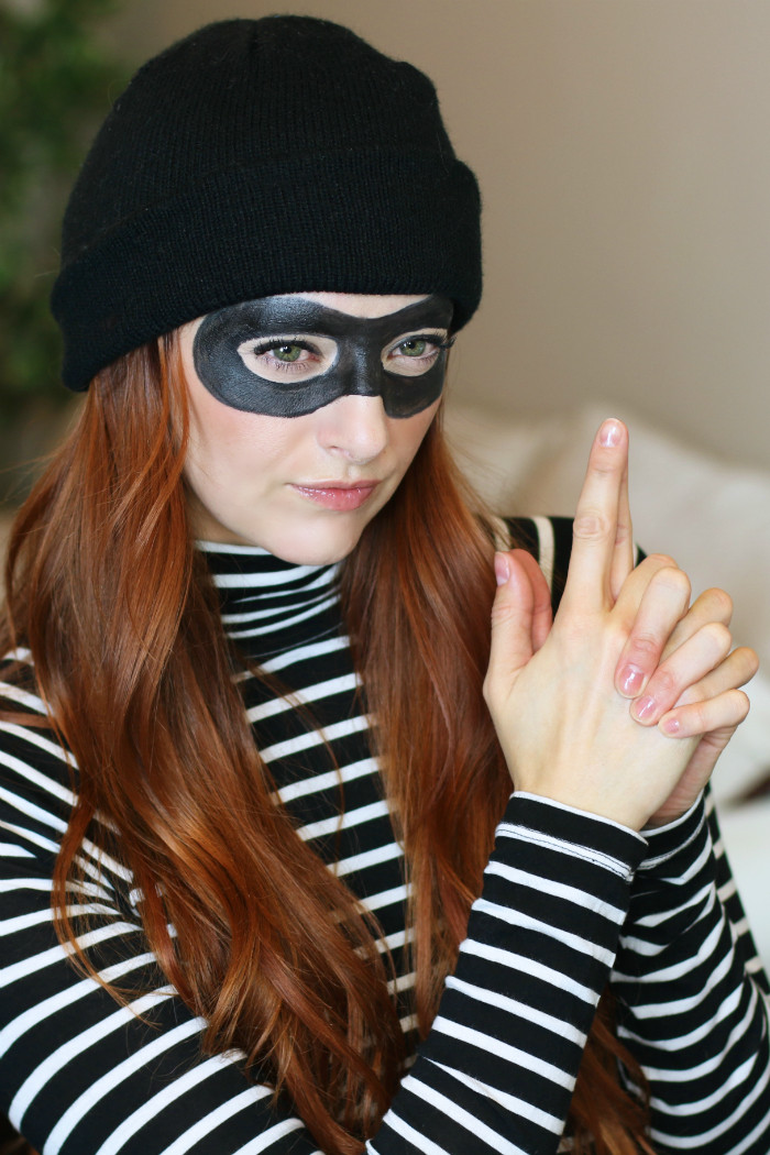 Burglar Costume DIY
 10 Easy & Modest Halloween Costumes Virtuous Prom