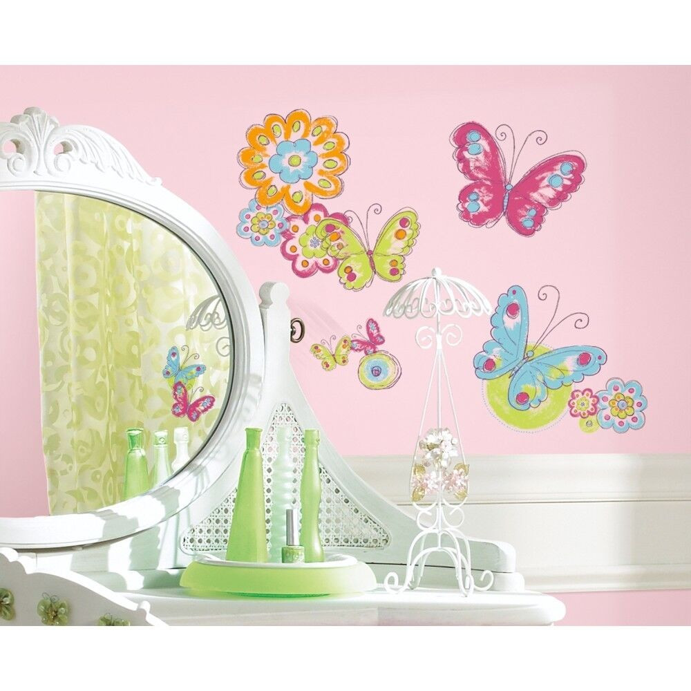 Butterfly Baby Room Wall Decor
 New BUTTERFLIES & FLOWERS WALL DECALS Girls Butterfly Room