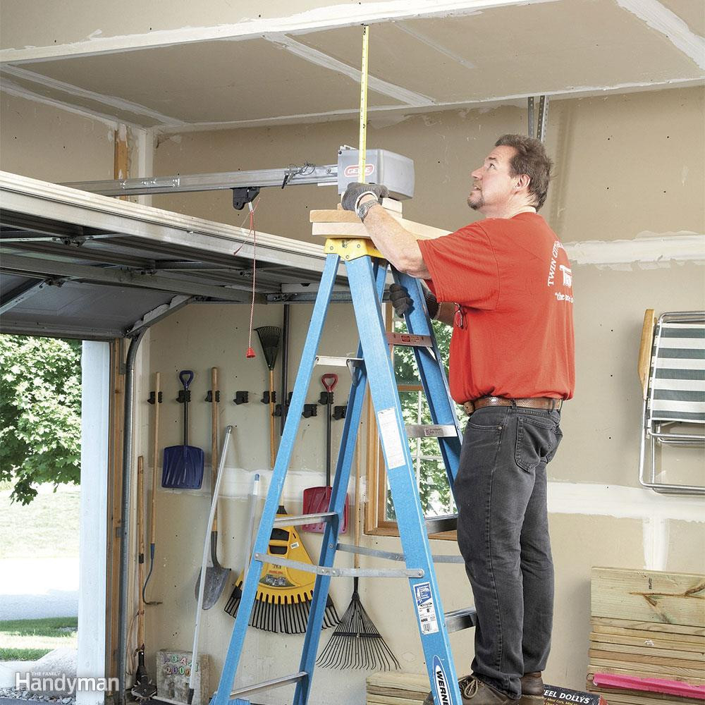 Buying Garage Door
 10 Things to Know Before Buying a Garage Door