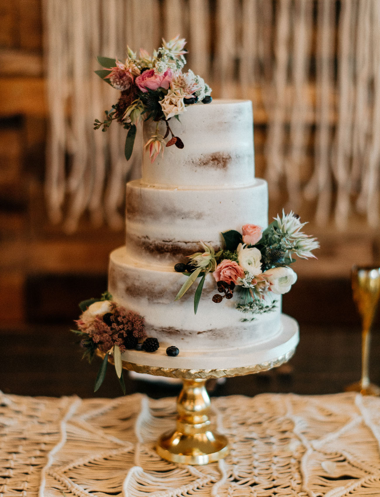 Cake Wedding
 Our Favorite Wedding Cakes from 2016 Green Wedding Shoes