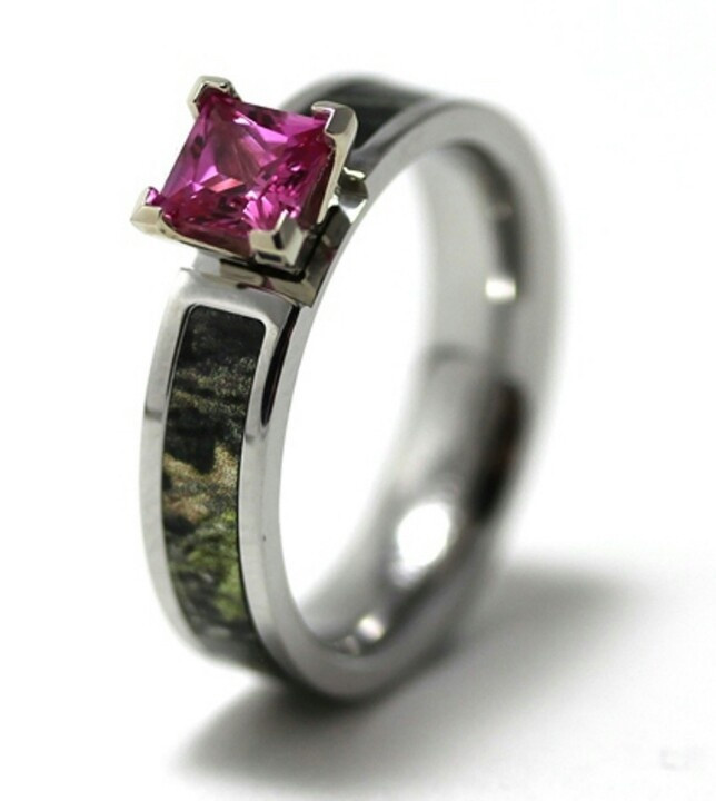 Camo Diamond Engagement Rings For Her
 Camo Wedding Rings for Women with Diamond – Sang Maestro