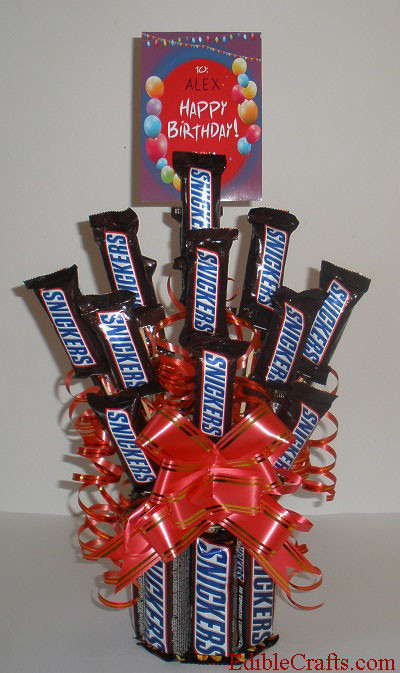 Candy DIY Gifts
 DIY Snickers Candy Bouquet t – Tip Junkie