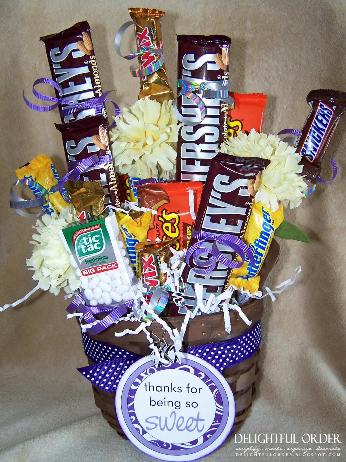Candy DIY Gifts
 Celebrate With These 20 DIY Candy Bouquets