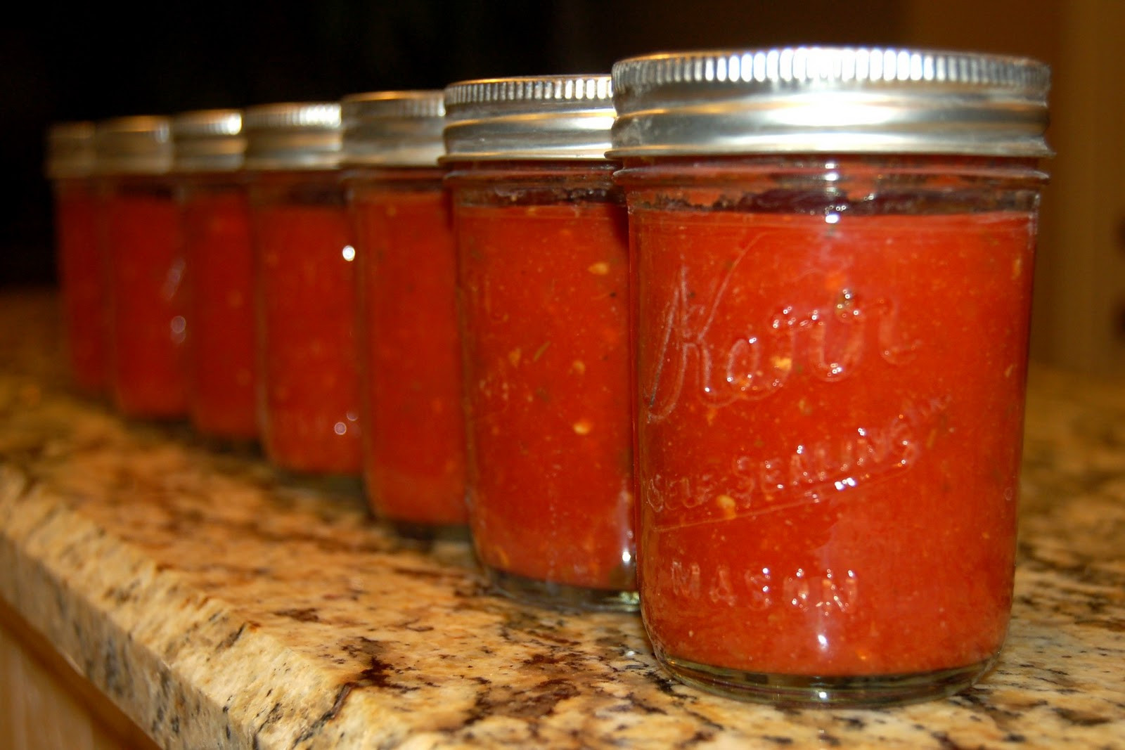 Canning Pizza Sauce
 Canning Homemade Pizza Sauce