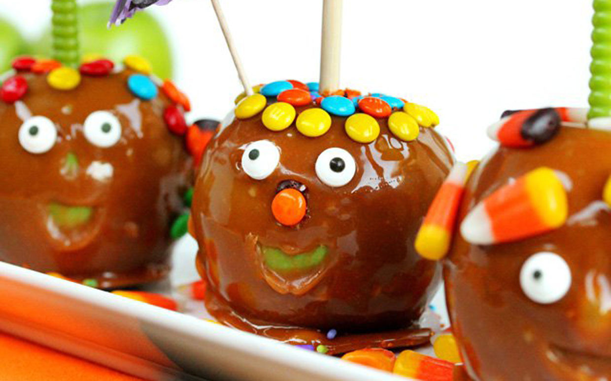 Caramel Candy Apples
 The 12 Best Candy and Caramel Apples Number 10 is
