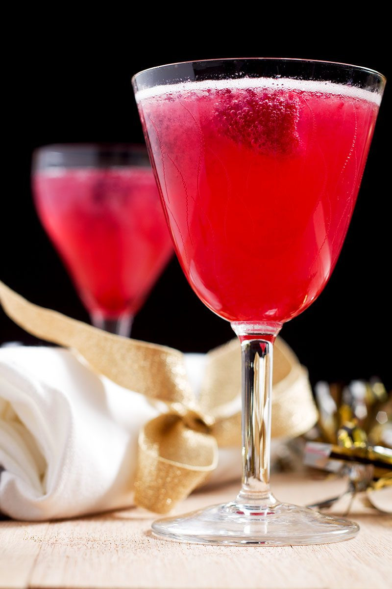 Champagne Drinks Recipe
 Raspberry Champagne Cocktail Recipe — Eatwell101