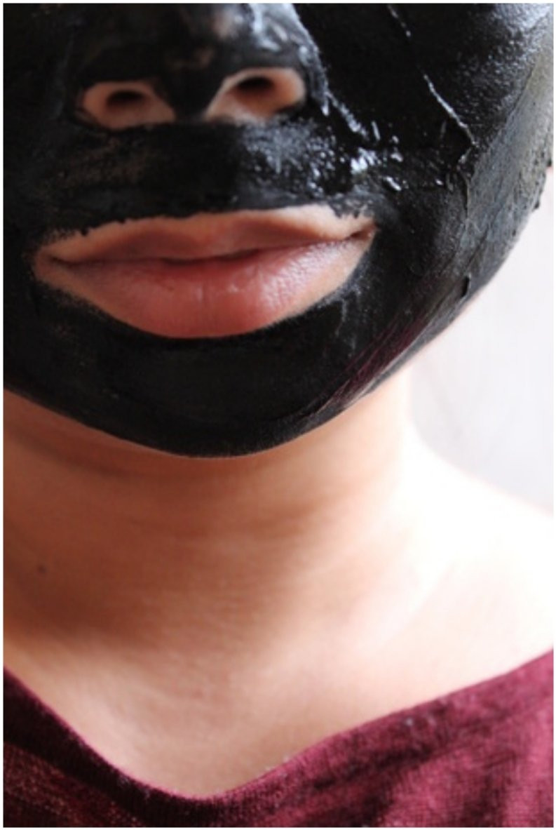 Charcoal Mask DIY
 Pamper Yourself With 12 DIY Activated Charcoal Beauty Products