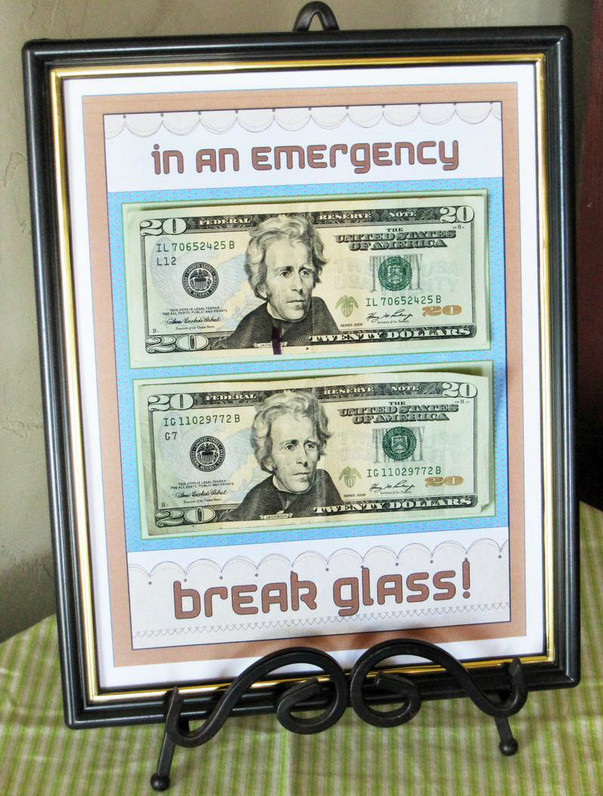 Cheap Graduation Gift Ideas For Friends
 12 Cheap and DIY Graduation Gifts That You ll Actually