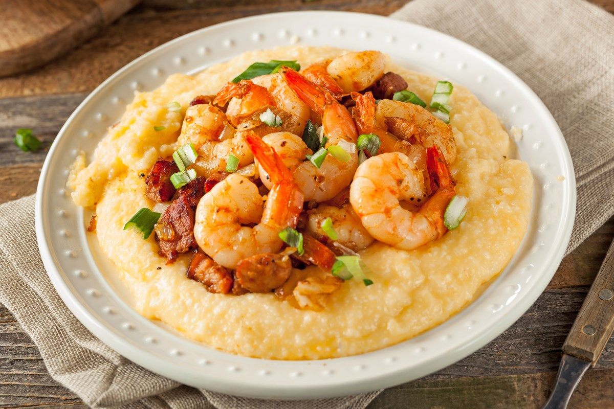 Cheese Grits And Shrimp
 Shrimp and Cheddar Grits with Bacon KitchMe