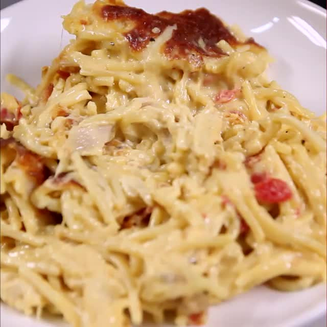Chicken Spaghetti With Velveeta And Cream Of Mushroom
 Cheap And Easy Chicken Spaghetti