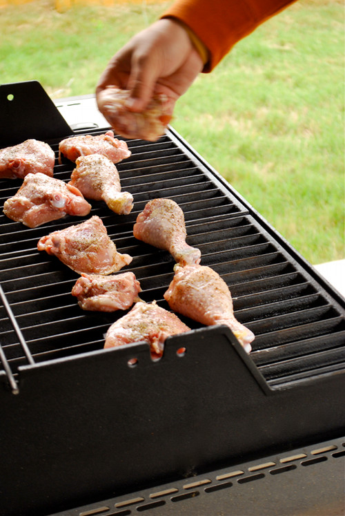 Chicken Thighs On Gas Grill
 How to Grill Chicken Recipe