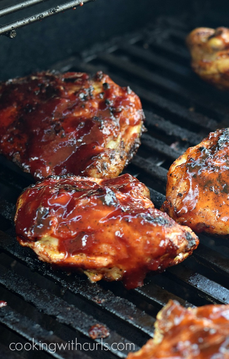 Chicken Thighs On Gas Grill
 Barbecue Chicken Thighs Cooking With Curls