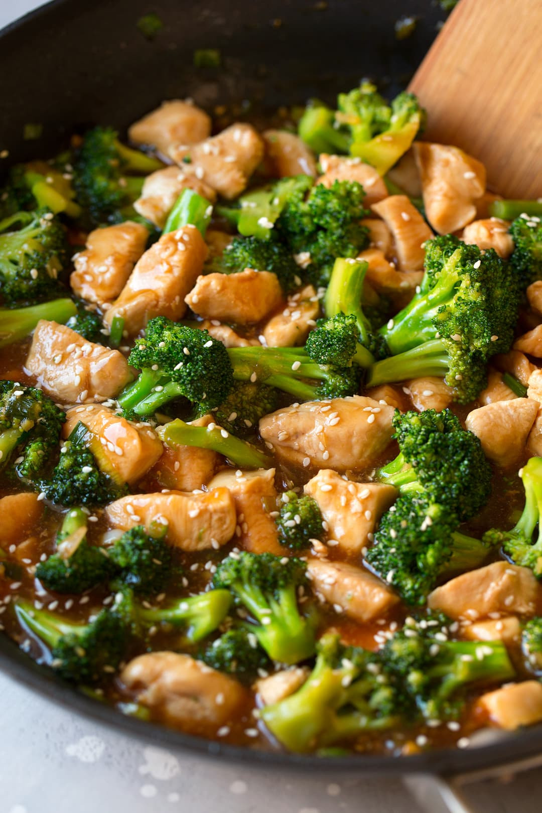 Chicken With Broccoli Chinese
 Chinese Chicken and Broccoli Stir Fry Healthy & Easy