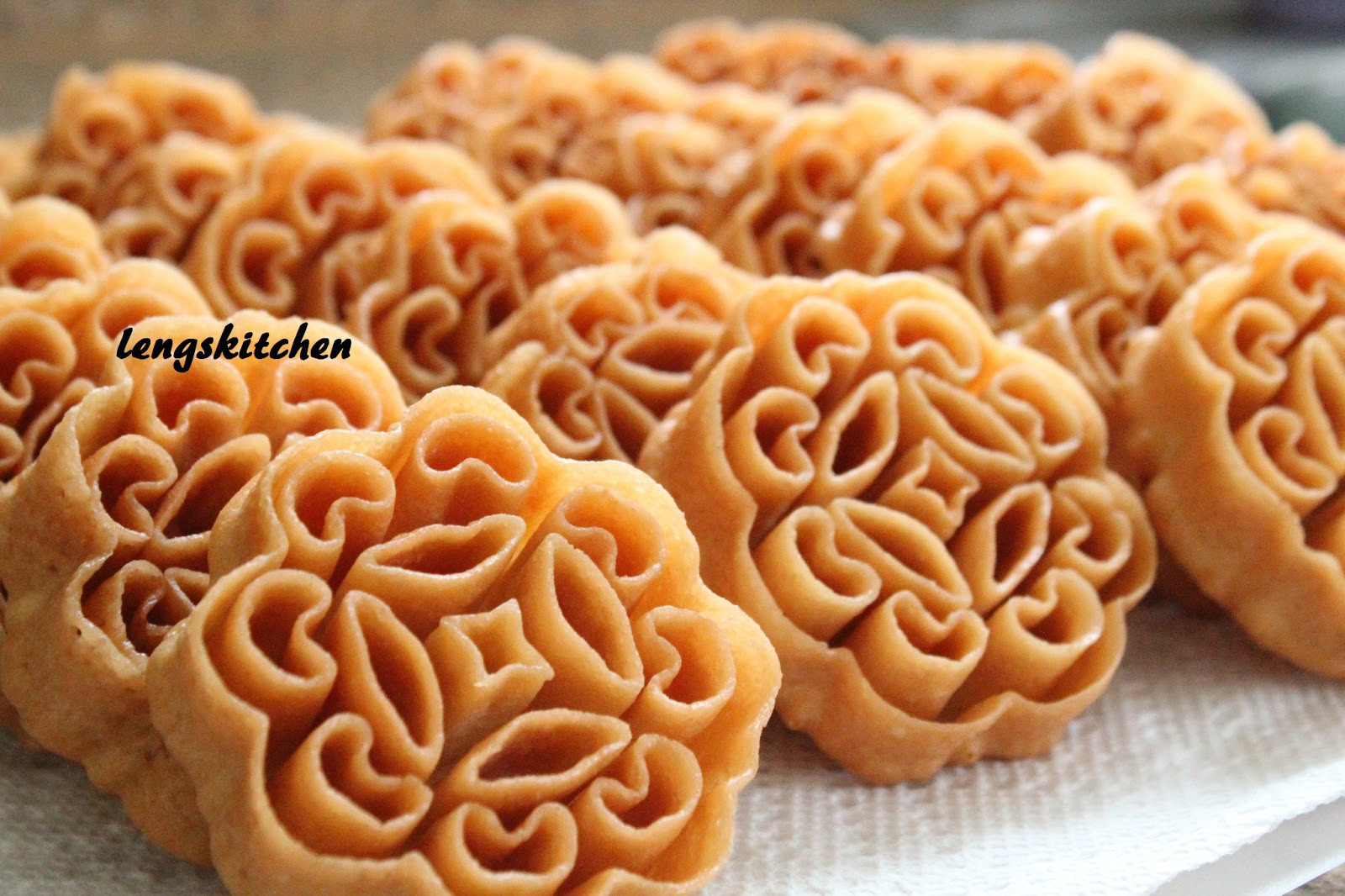 Chinese New Year Cookie Recipes
 Kitchen Chaos Beehive Cookies Kuih Rose 蜂窝饼 Chinese