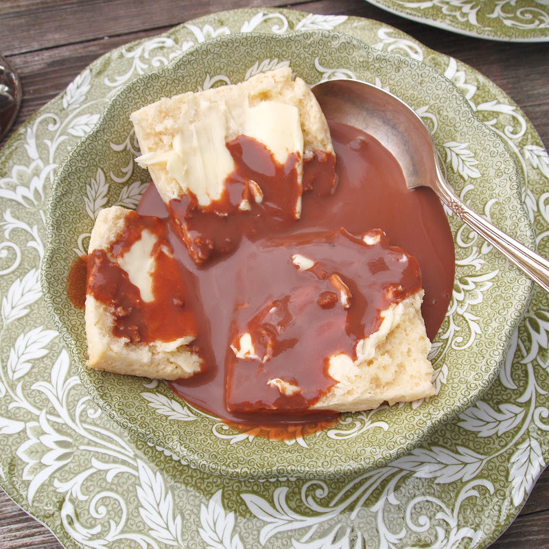 Chocolate Gravy And Biscuits
 The Alchemist Easy Cream Biscuits and Chocolate Gravy