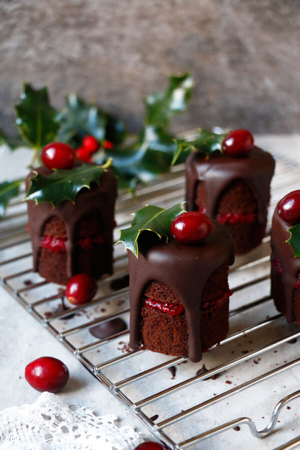 Chocolate Holiday Desserts
 The Best 34 Vegan Christmas Desserts & Treats Egg free