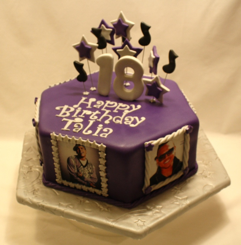Chris Brown Birthday Cake
 Chris Brown Cake