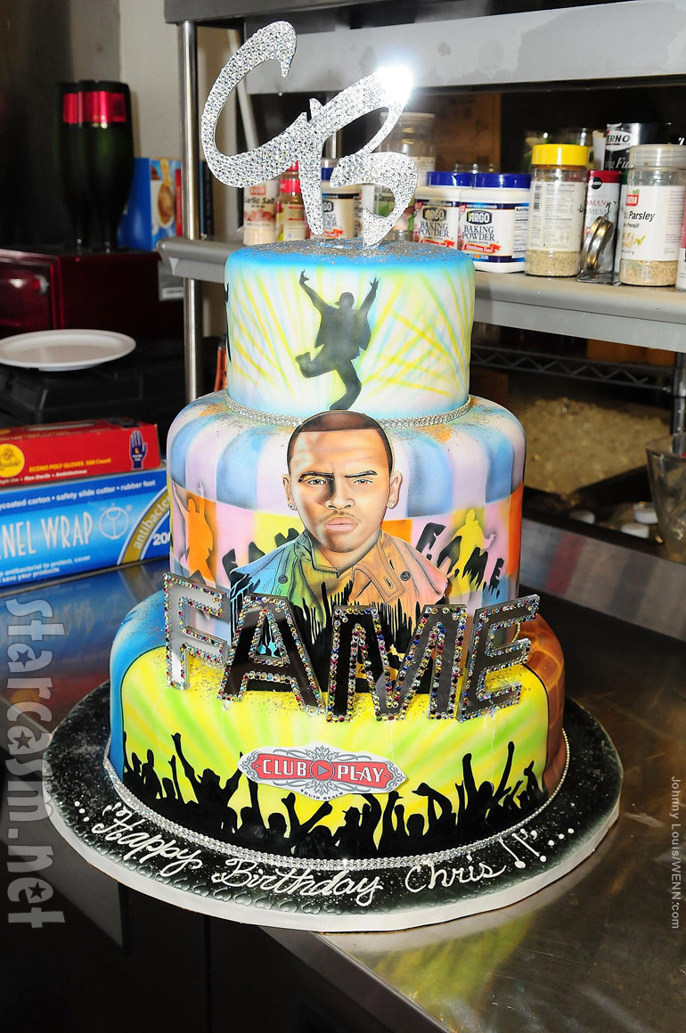 Chris Brown Birthday Cake
 PHOTOS Chris Brown celebrates 22nd birthday with Lil Wayne
