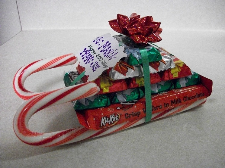 Christmas Candy Sleigh
 10 Candy Sleigh Ideas with Instructions