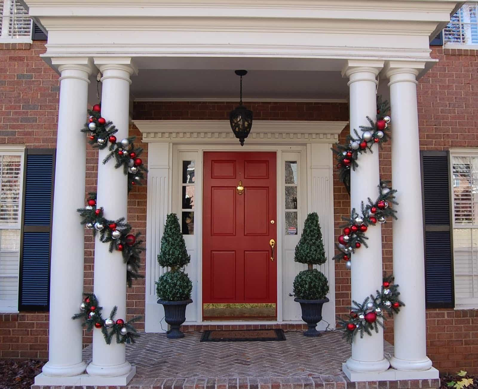 Christmas Decorated Porch
 Christmas Decorating Ideas for Your Porch