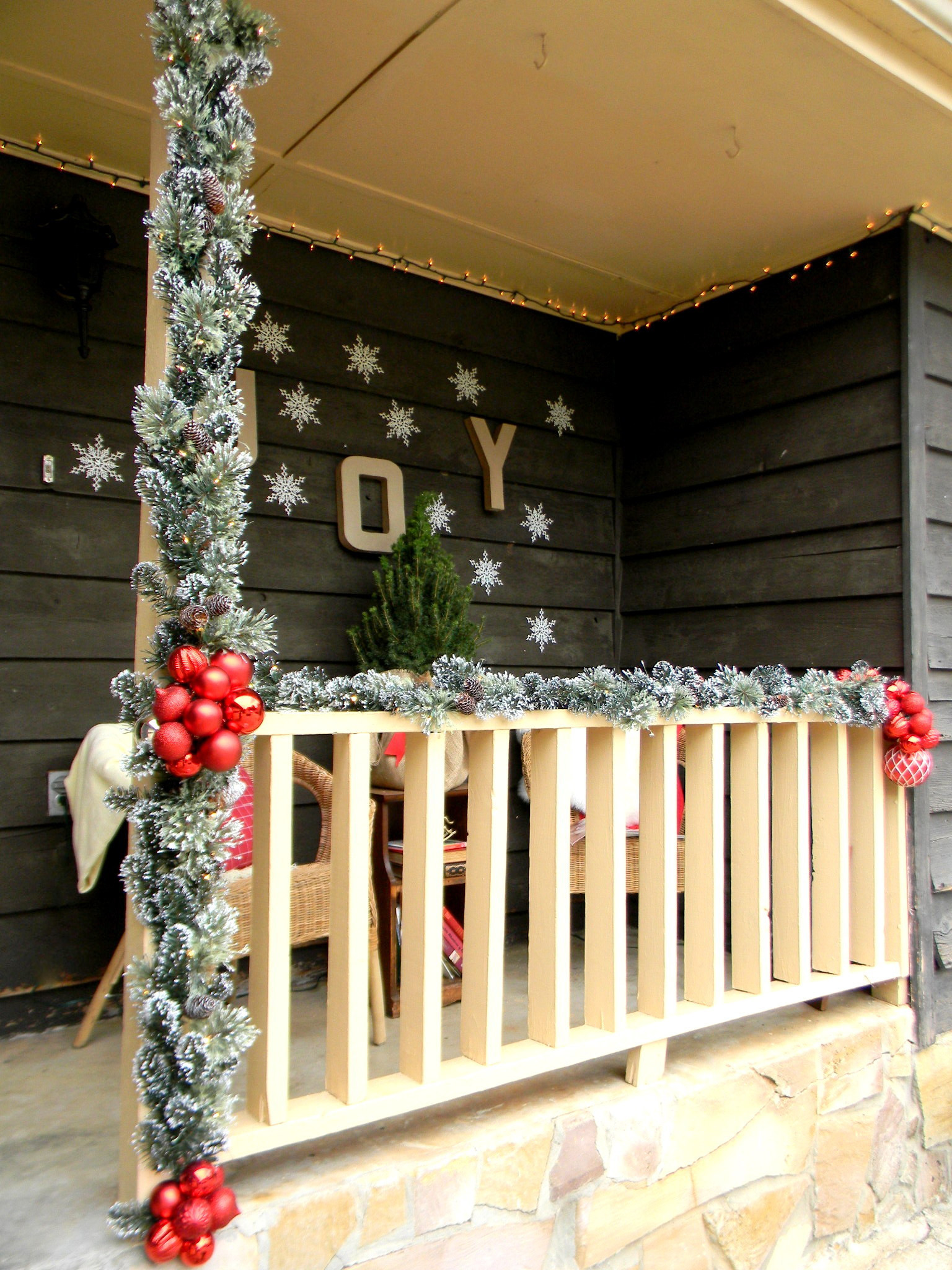 Christmas Decorated Porch
 Front Porch Christmas Decorating Ideas Country Christmas