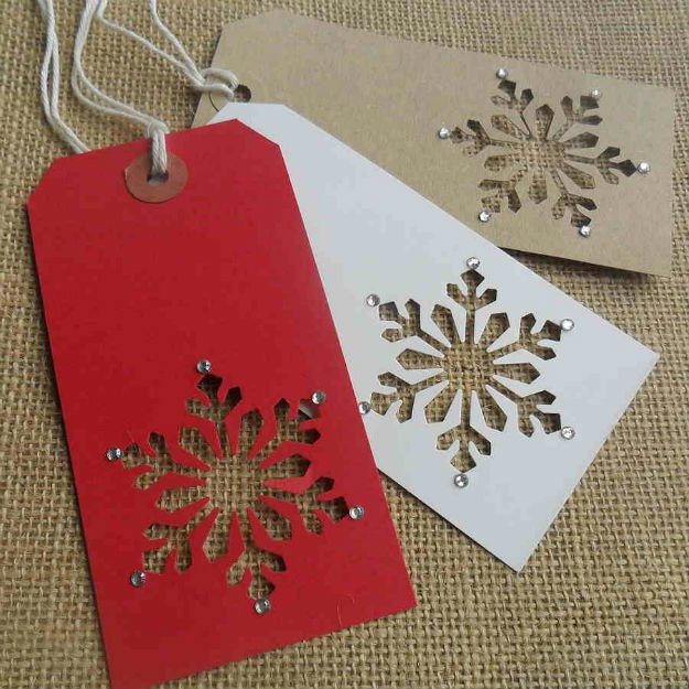 Christmas Gift Tags DIY
 20 Incredible DIY Christmas Gift Tags – Sunlit Spaces
