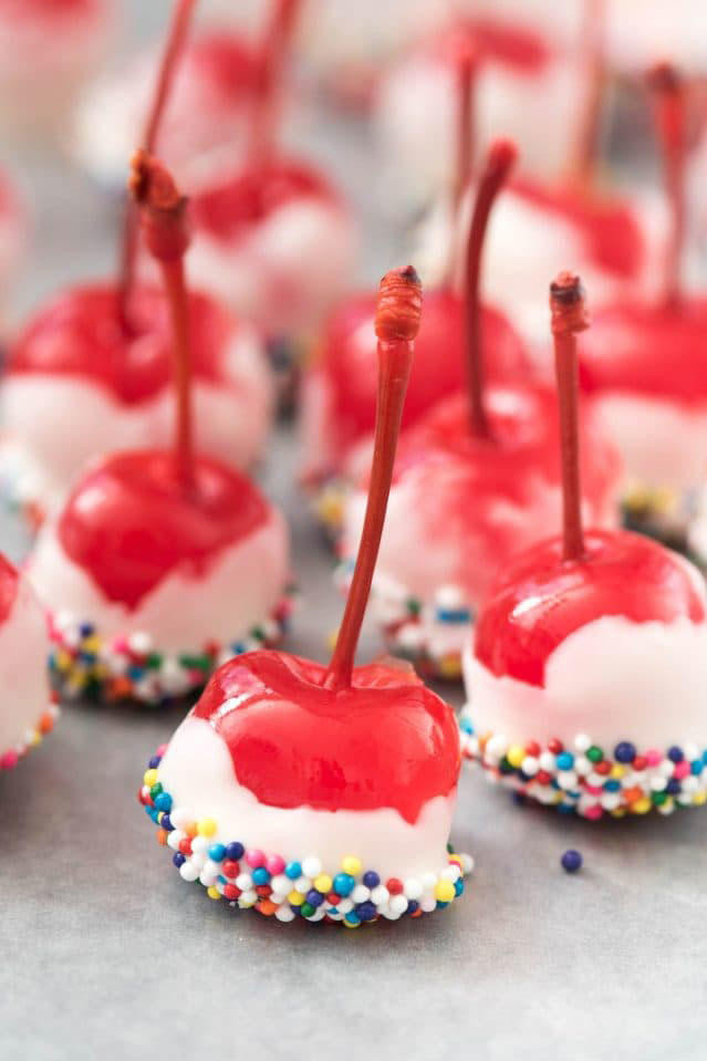Christmas In July Birthday Party Ideas
 17 Festive Party Ideas for "Christmas in July" Southern