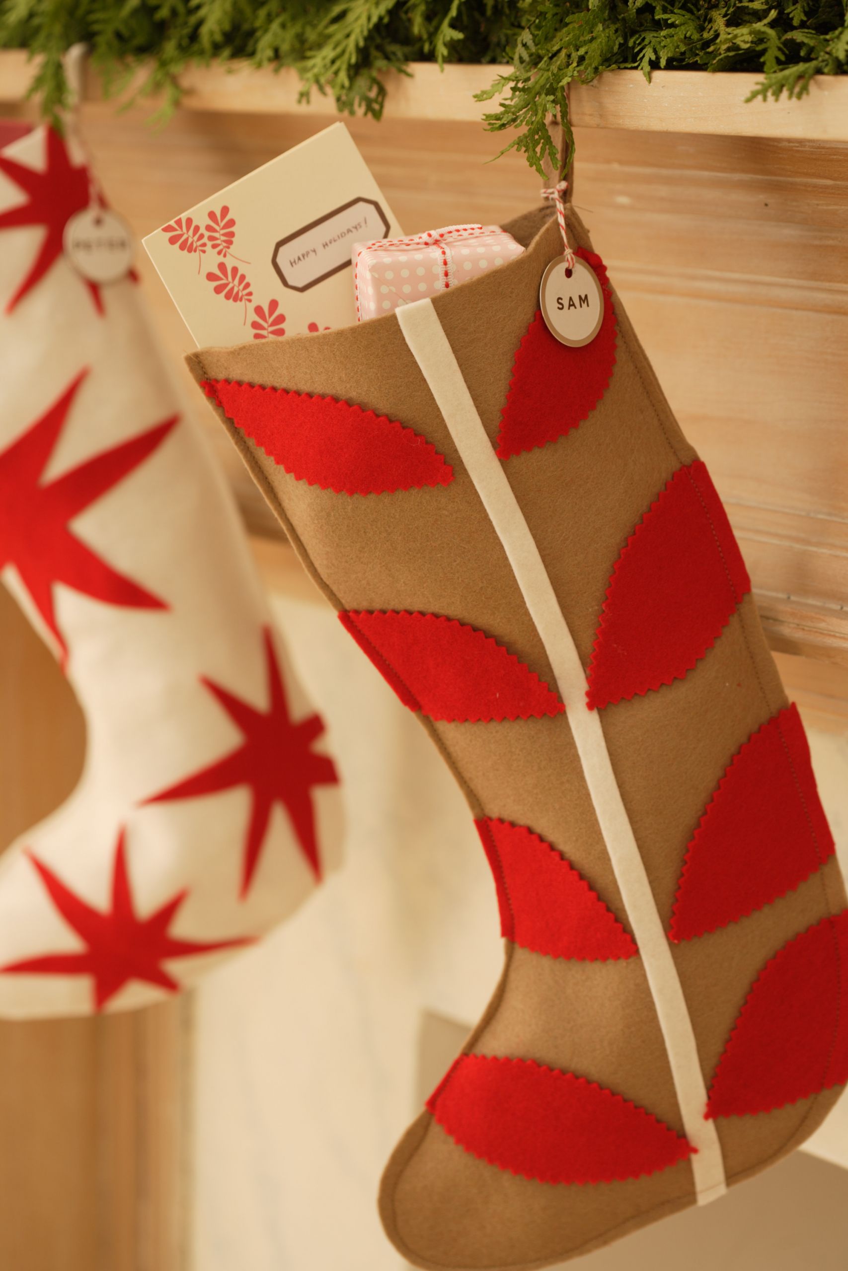 Christmas Stocking DIY
 18 DIY Christmas Stockings How to Make Christmas