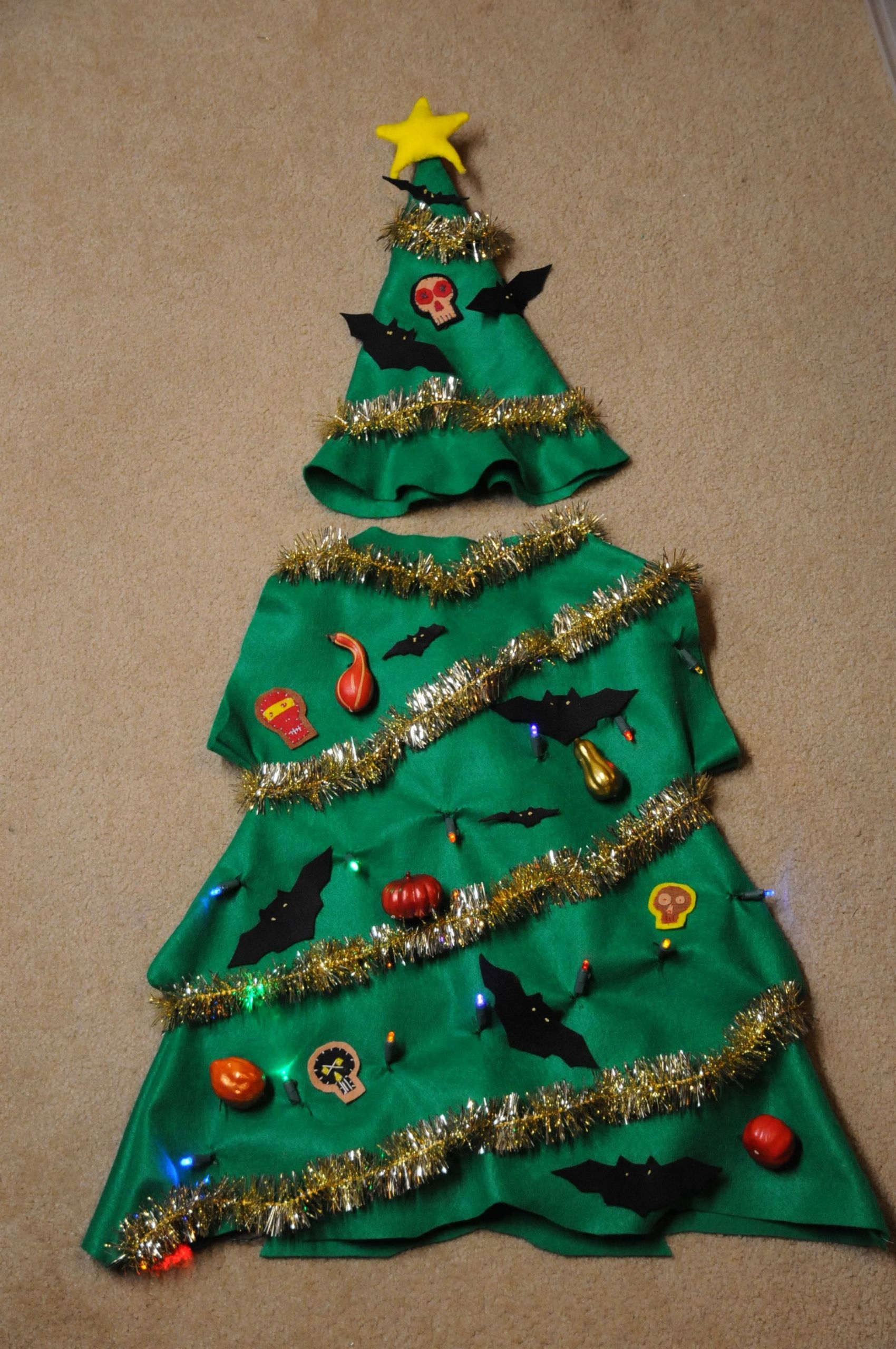 Christmas Tree Costume DIY
 Christmas Tree Costume