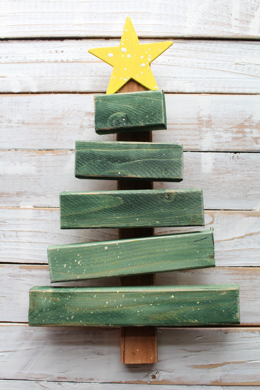 Christmas Wood Craft Ideas
 19 Amazing DIY Scrap Wood Projects