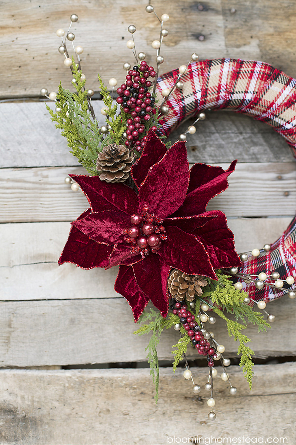 Christmas Wreath DIY
 40 DIY Christmas Wreath Ideas How To Make a Homemade