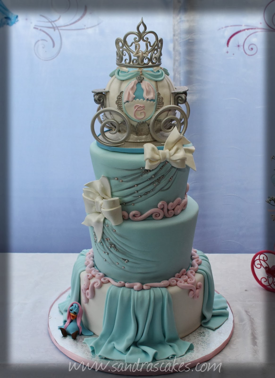 Cinderella Birthday Cakes
 Carissa s Cinderella Themed Birthday Cake
