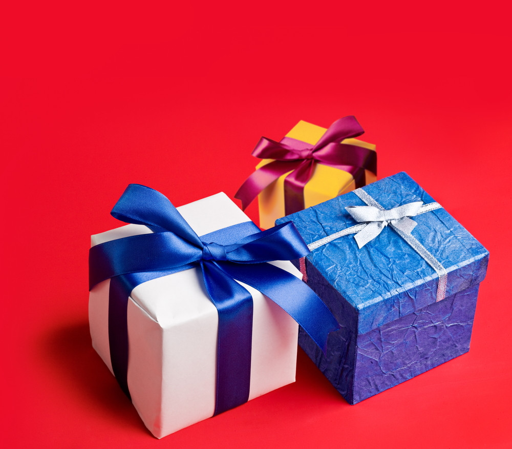 Client Holiday Gift Ideas
 Fun and Affordable Gifts for Your Business Clients