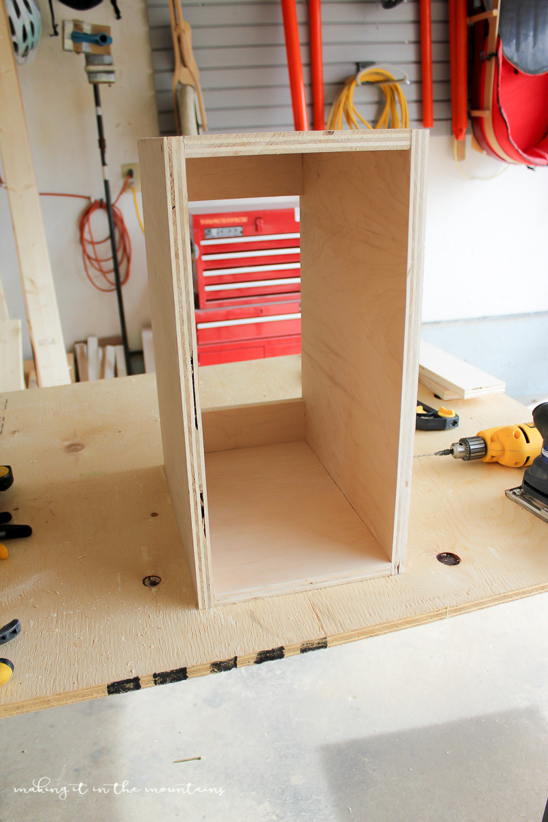 Closet Organizers DIY
 DIY Custom Closet Organizer The Brilliant Box System