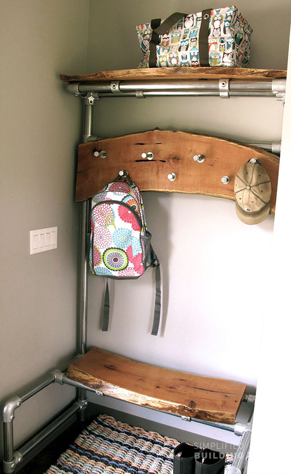 Coat Rack Bench DIY
 DIY Entryway Bench with Coat Rack